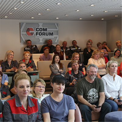 9 сентября Линара Самединова встретилась с коллективом "COMFORUM"